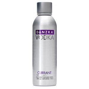 Водка Danska Currant (чёрная смородина), 0,7 л