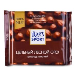 Шоколад Ritter Sport молочный с цельным лесным орехом, 100 г